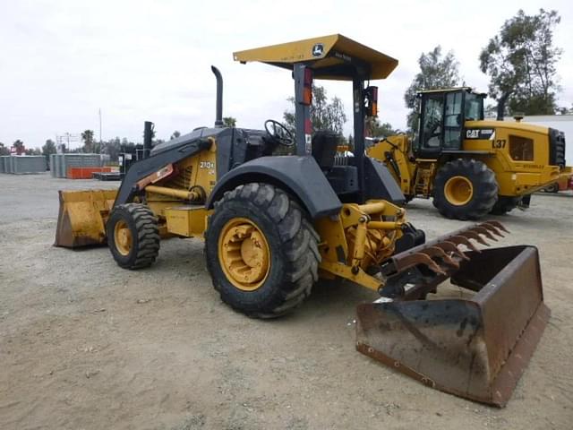 Image of John Deere 210K equipment image 3