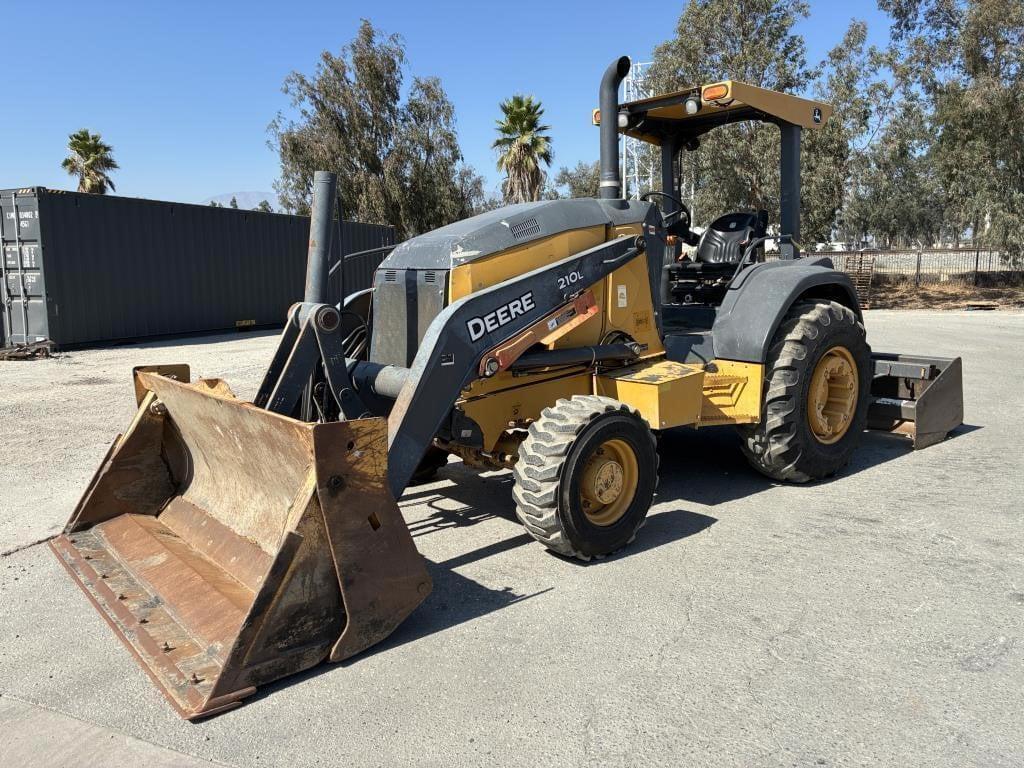 Image of John Deere 210L Primary image