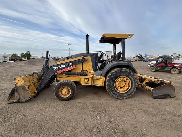 Image of John Deere 210L equipment image 4