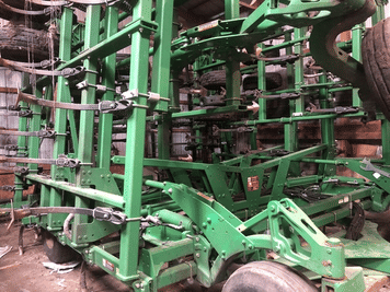 Main image John Deere 2210