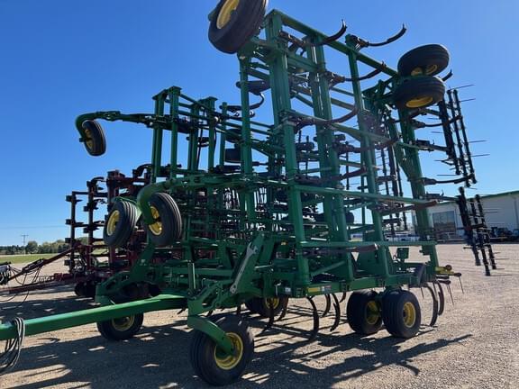 Image of John Deere 2410 equipment image 1