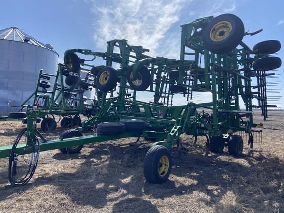 Image of John Deere 2410 Image 1