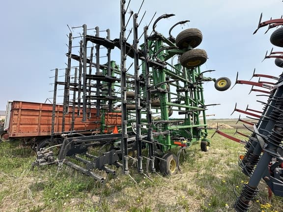 Image of John Deere 2410 equipment image 1