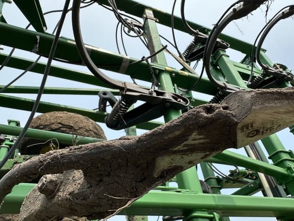 Image of John Deere 2410 equipment image 4