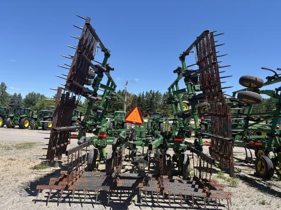 Image of John Deere 2410 equipment image 4