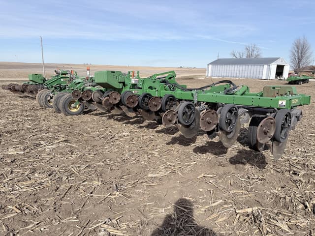 Image of John Deere 2510H equipment image 2