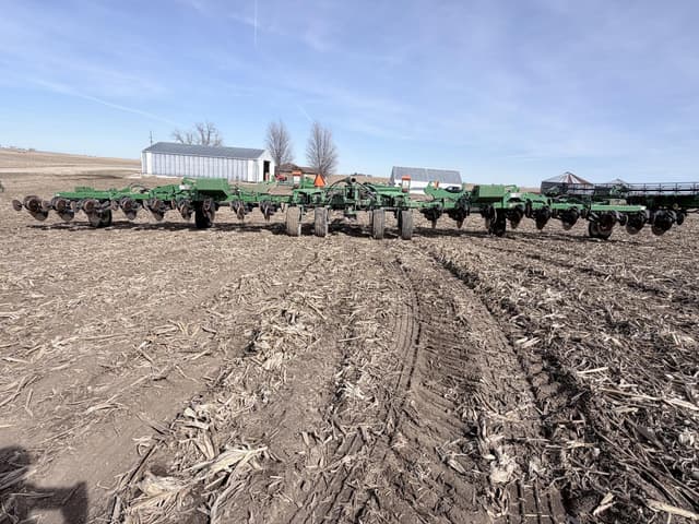 Image of John Deere 2510H equipment image 1