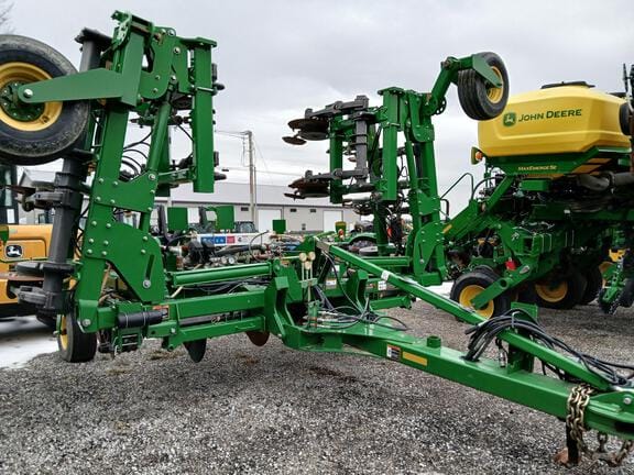 Main image John Deere 2510H