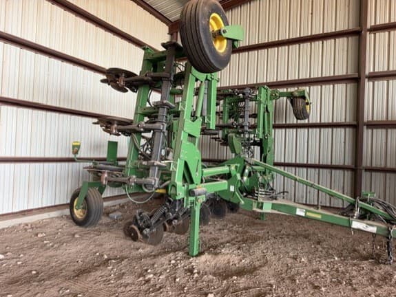 Image of John Deere 2510H equipment image 1