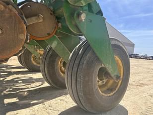 Main image John Deere 2510H 17