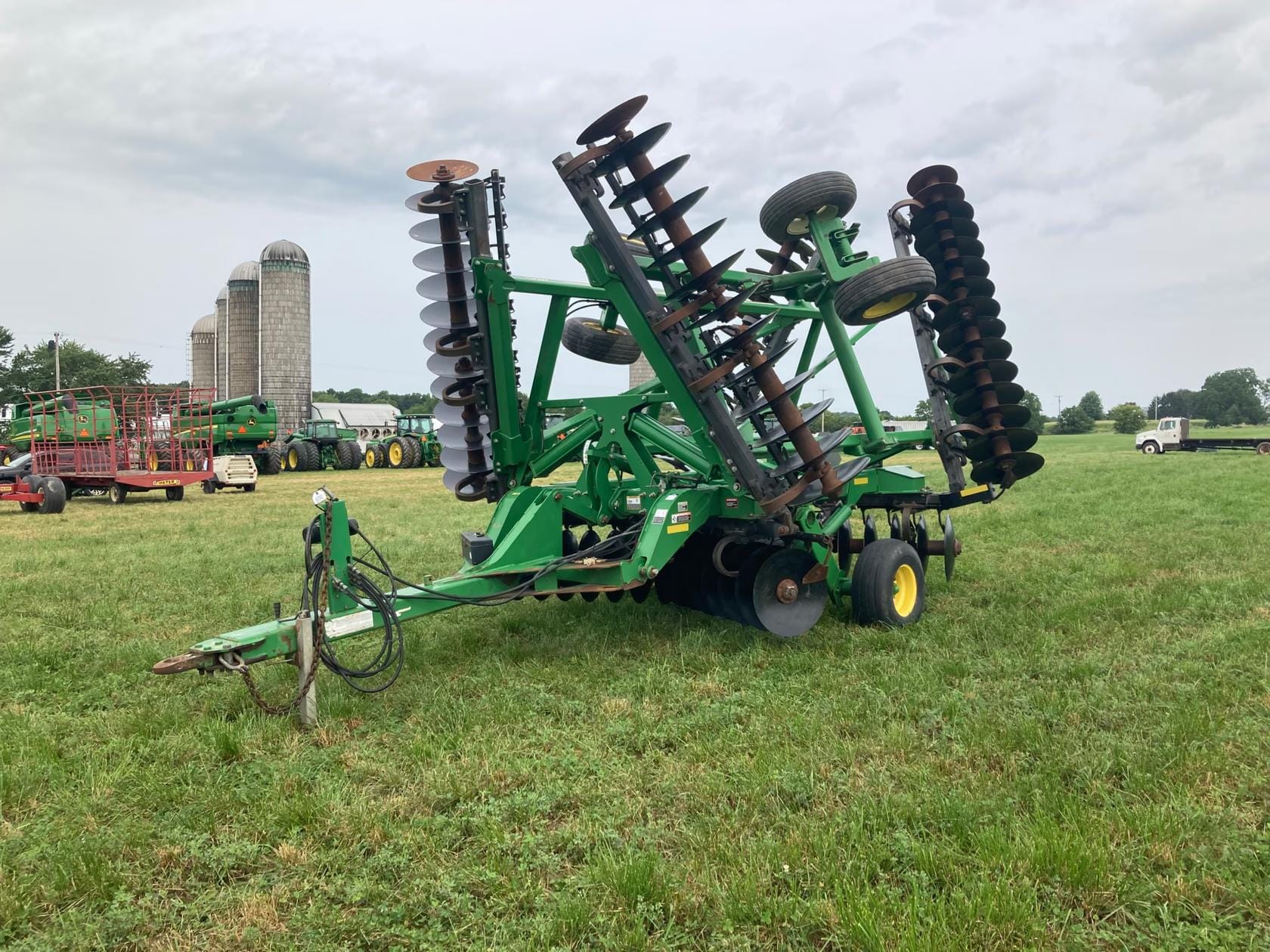 2015 John Deere 2620 Equipment Image0