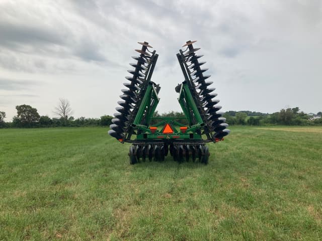 Image of John Deere 2620 equipment image 3
