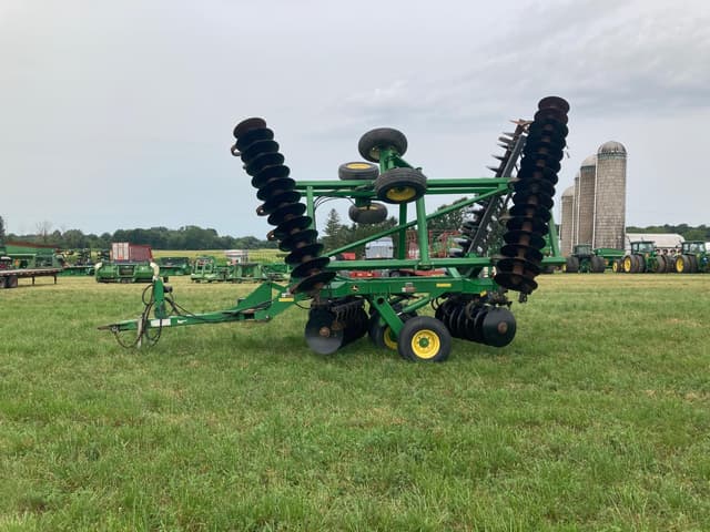 Image of John Deere 2620 equipment image 1