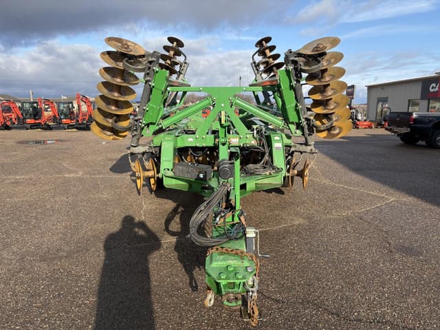 Image of John Deere 2623 equipment image 2