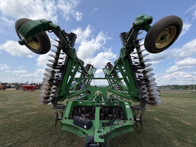 Image of John Deere 2623 equipment image 1