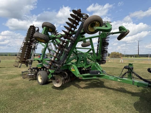 Image of John Deere 2623 equipment image 2