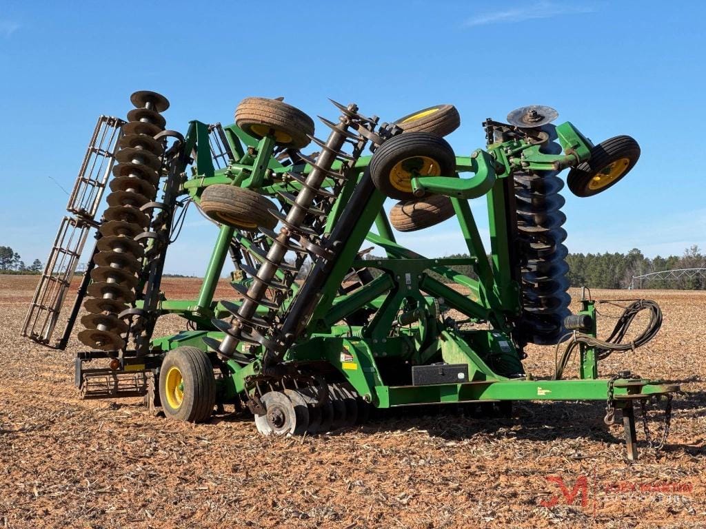 2015 John Deere 2623VT Equipment Image0