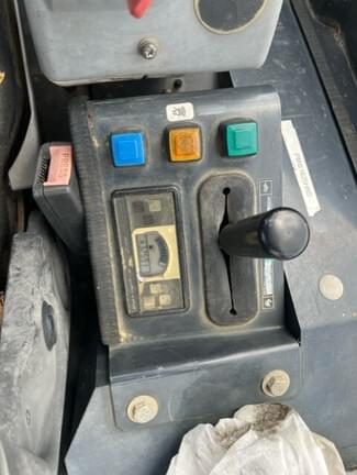 Image of John Deere 26G equipment image 4