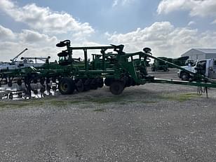 Main image John Deere 2730 9