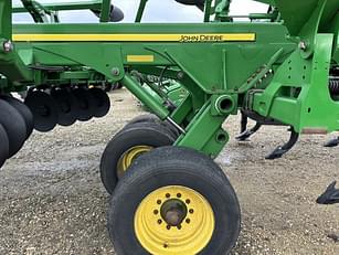 Main image John Deere 2730 10