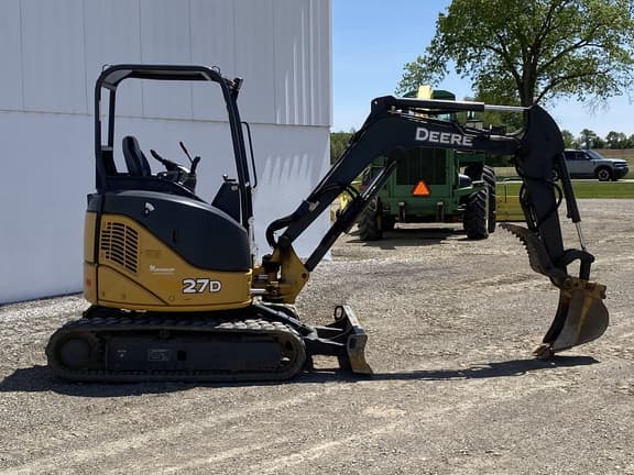 Image of John Deere 27D equipment image 1