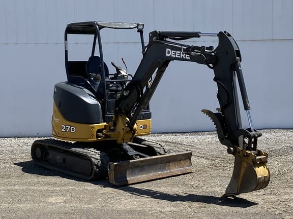 2015 John Deere 27D Equipment Image0