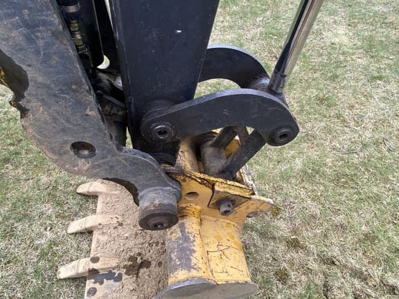 Image of John Deere 27D equipment image 4