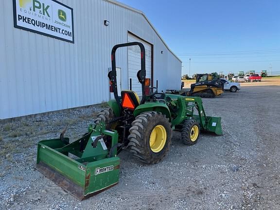 Image of John Deere 3032E equipment image 2