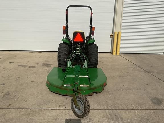 Image of John Deere 3032E equipment image 3
