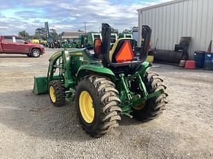 Main image John Deere 3033R 7