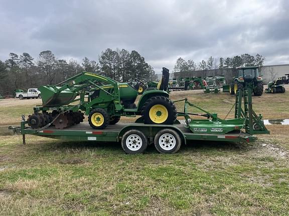 Image of John Deere 3033R equipment image 1