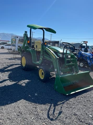 Main image John Deere 3033R