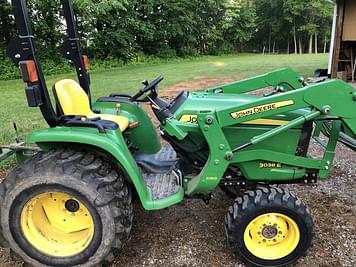 Main image John Deere 3038E