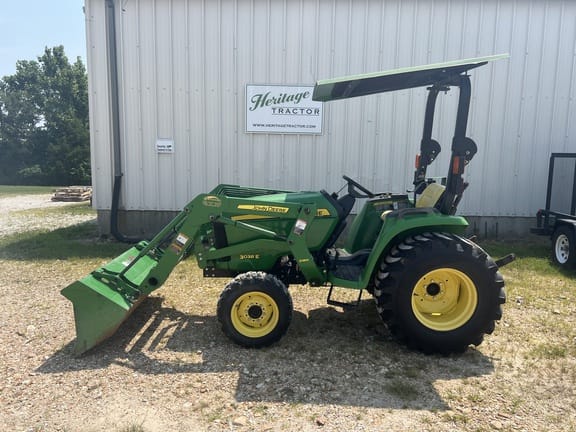2015 John Deere 3038E Image
