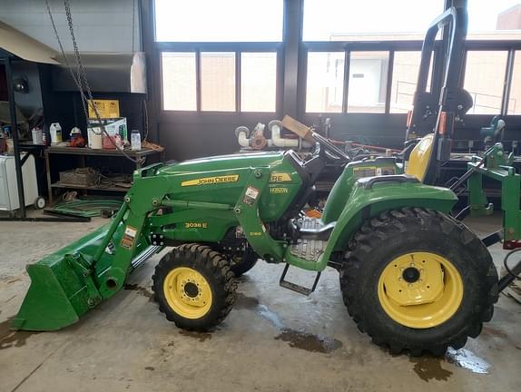 Image of John Deere 3038E equipment image 1