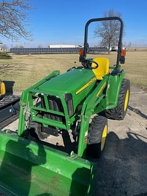 2015 John Deere 3038E Image