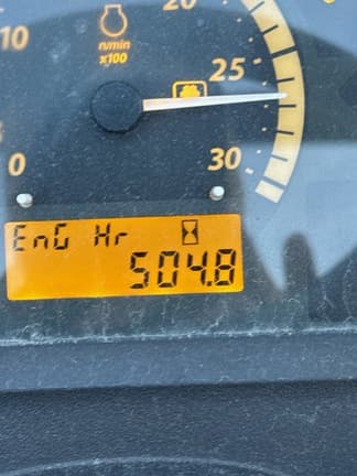 Image of John Deere 3038E equipment image 4