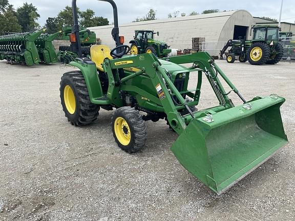 Image of John Deere 3038E equipment image 2