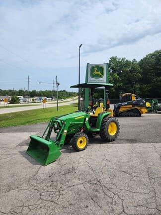 Main image John Deere 3038E