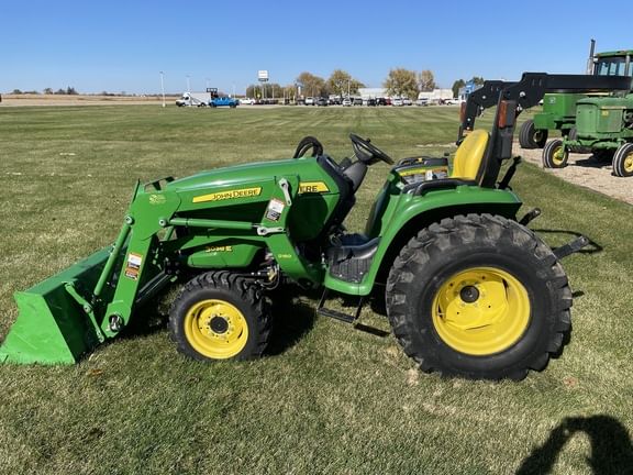 Main image John Deere 3038E