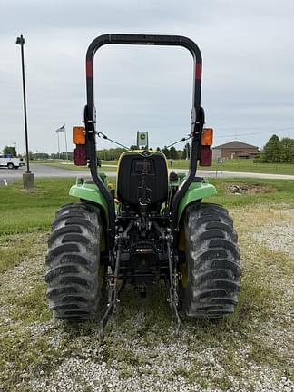 Image of John Deere 3038E equipment image 2