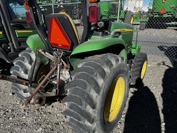 Image of John Deere 3038E equipment image 1
