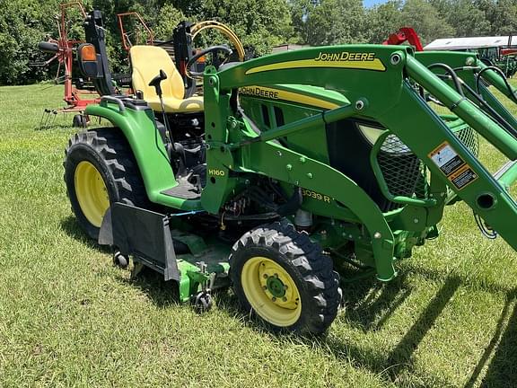 Image of John Deere 3039R equipment image 2