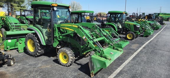 2015 John Deere 3039R Equipment Image0