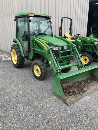 2015 John Deere 3039R Equipment Image0