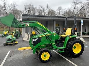 Main image John Deere 3039R 0