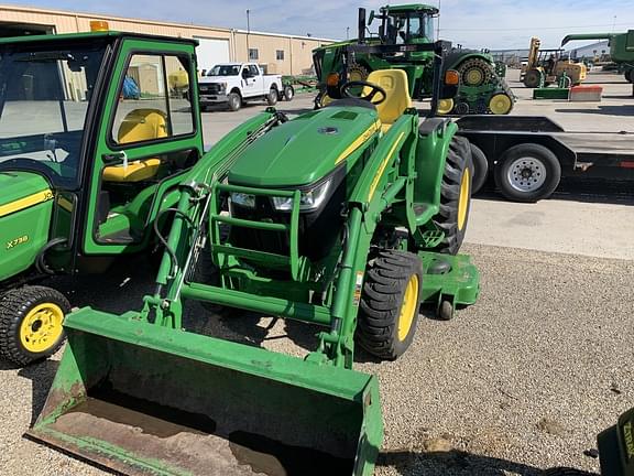 2015 John Deere 3046R Equipment Image0