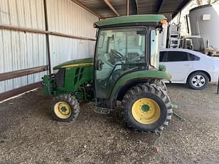 Main image John Deere 3046R 3