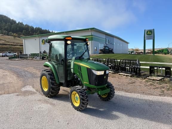 Image of John Deere 3046R Primary image