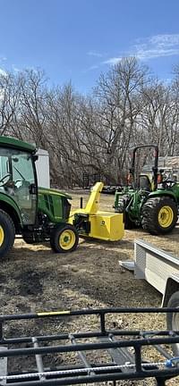 Image of John Deere 3046R equipment image 3